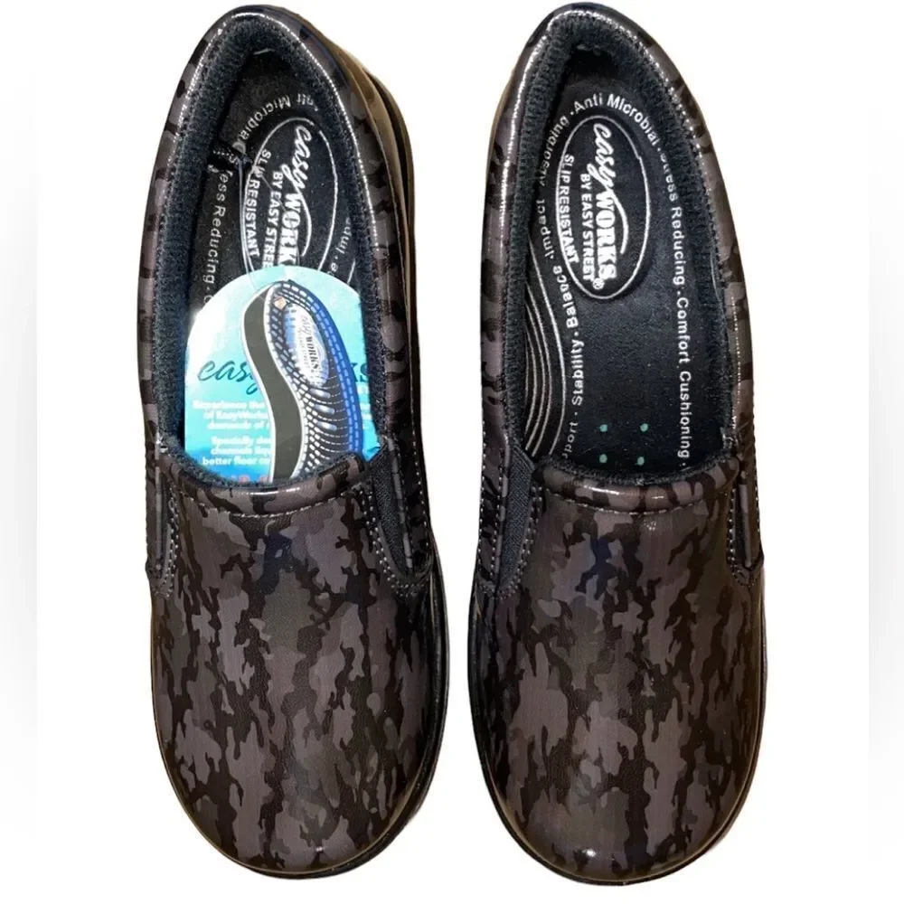 Easy Works by Easy Street Leeza Women’s Slip Resistant Clog Work Shoe Size 7.5 - Picture 4 of 6